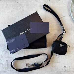 Prada Re-Nylon Dog Leash – This Season’s Must-Have 🖤🐾 (w/ box & authenticity)